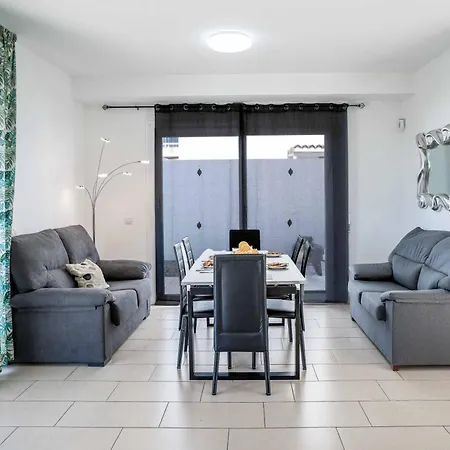 Verbina ヴィラ アデヘ