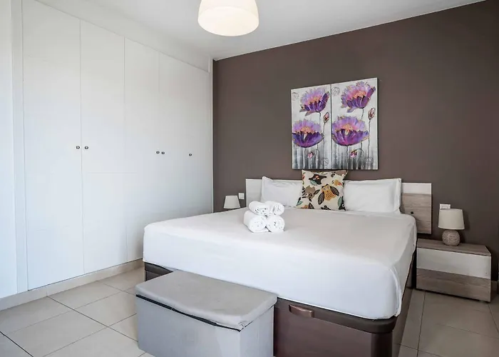 Verbina Вілла Адехе